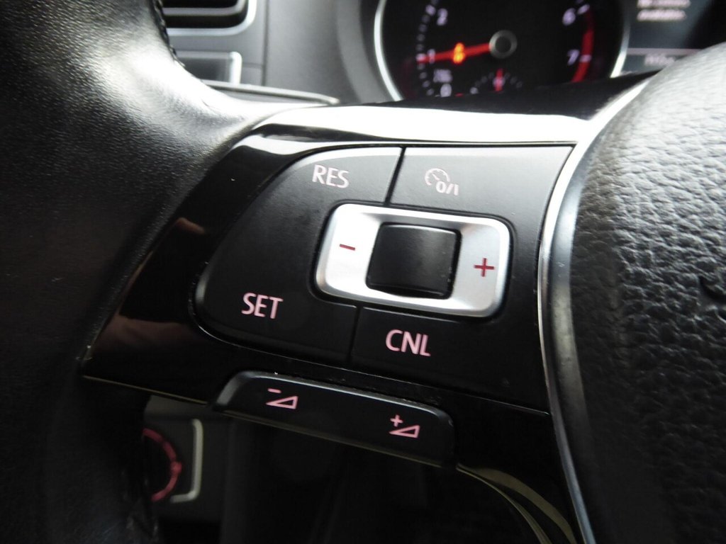 Used Volkswagen Polo 2016 for sale - 76962606: Photo 18