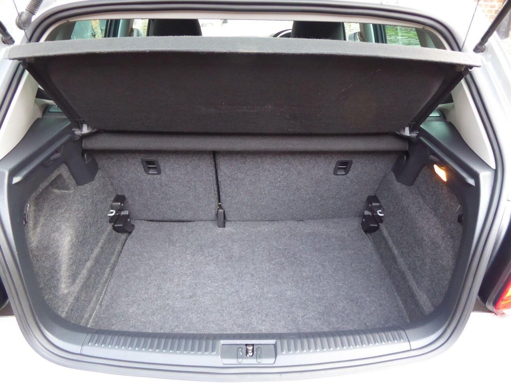 Used Volkswagen Polo 2016 for sale - 76962606: Photo 21