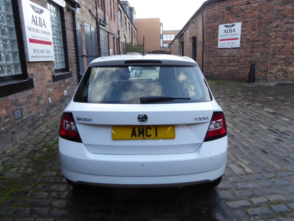 Used Skoda Fabia 2015 for sale - 76883403: Photo 5