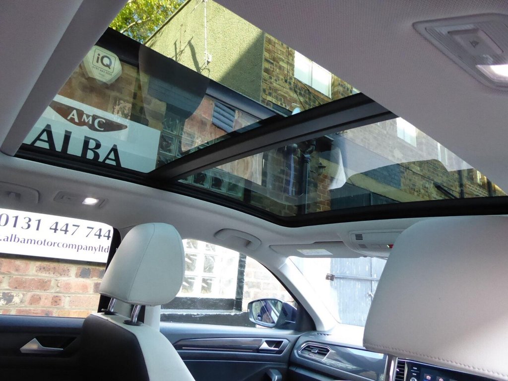 Used Volkswagen T-Roc 2019 for sale - 76724400: Photo 15