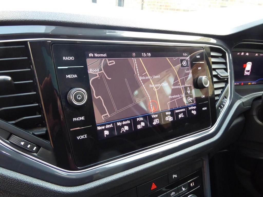 Used Volkswagen T-Roc 2019 for sale - 76724400: Photo 17