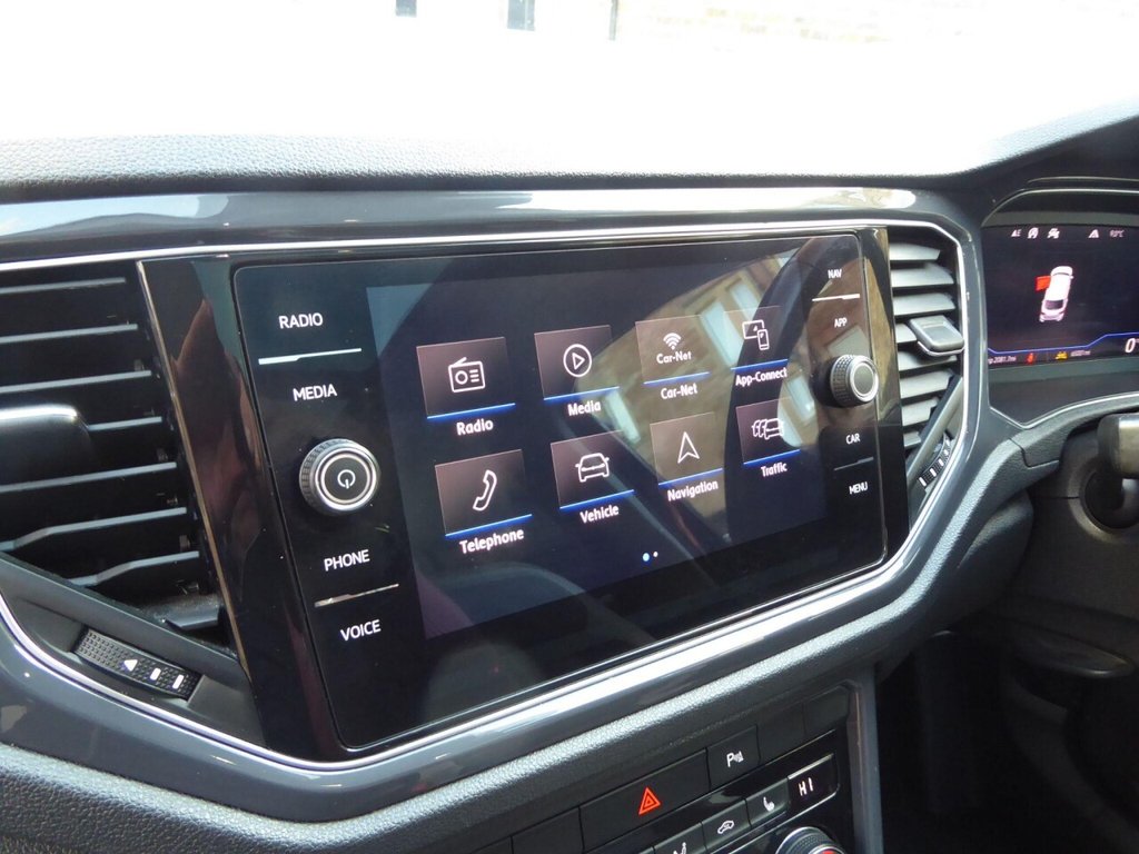 Used Volkswagen T-Roc 2019 for sale - 76724400: Photo 19