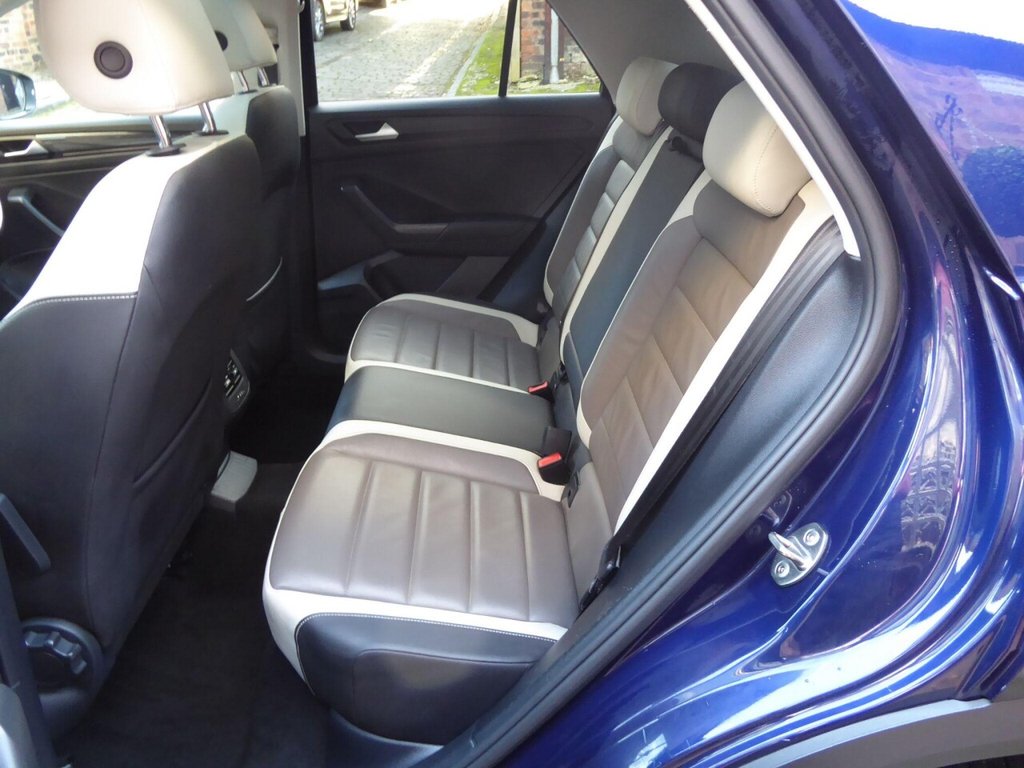 Used Volkswagen T-Roc 2019 for sale - 76724400: Photo 22