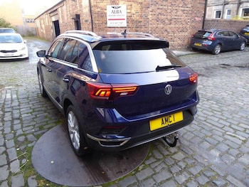 Used Volkswagen T-Roc 2019 for sale - 76724400: Photo