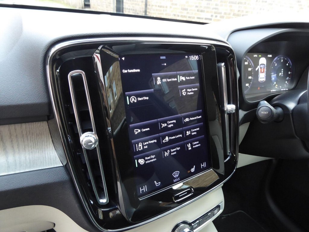 Used Volvo XC40 2018 for sale - 76724408: Photo 15