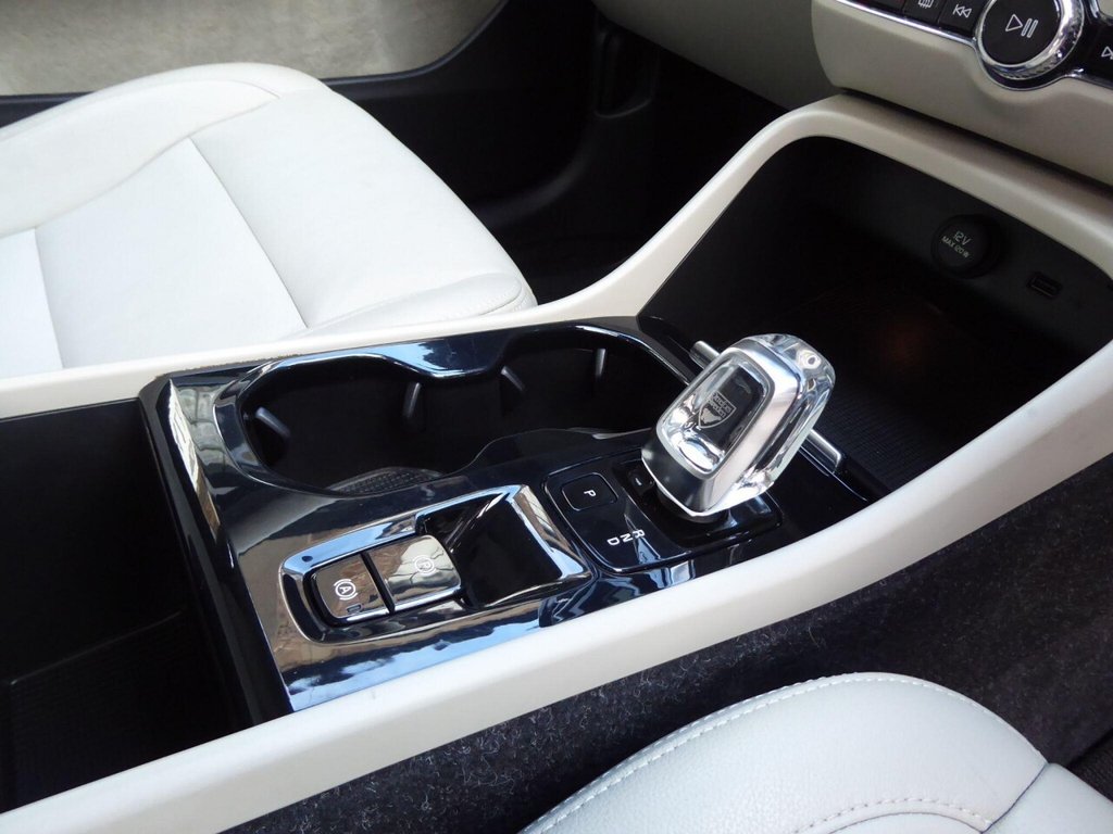 Used Volvo XC40 2018 for sale - 76724408: Photo 18