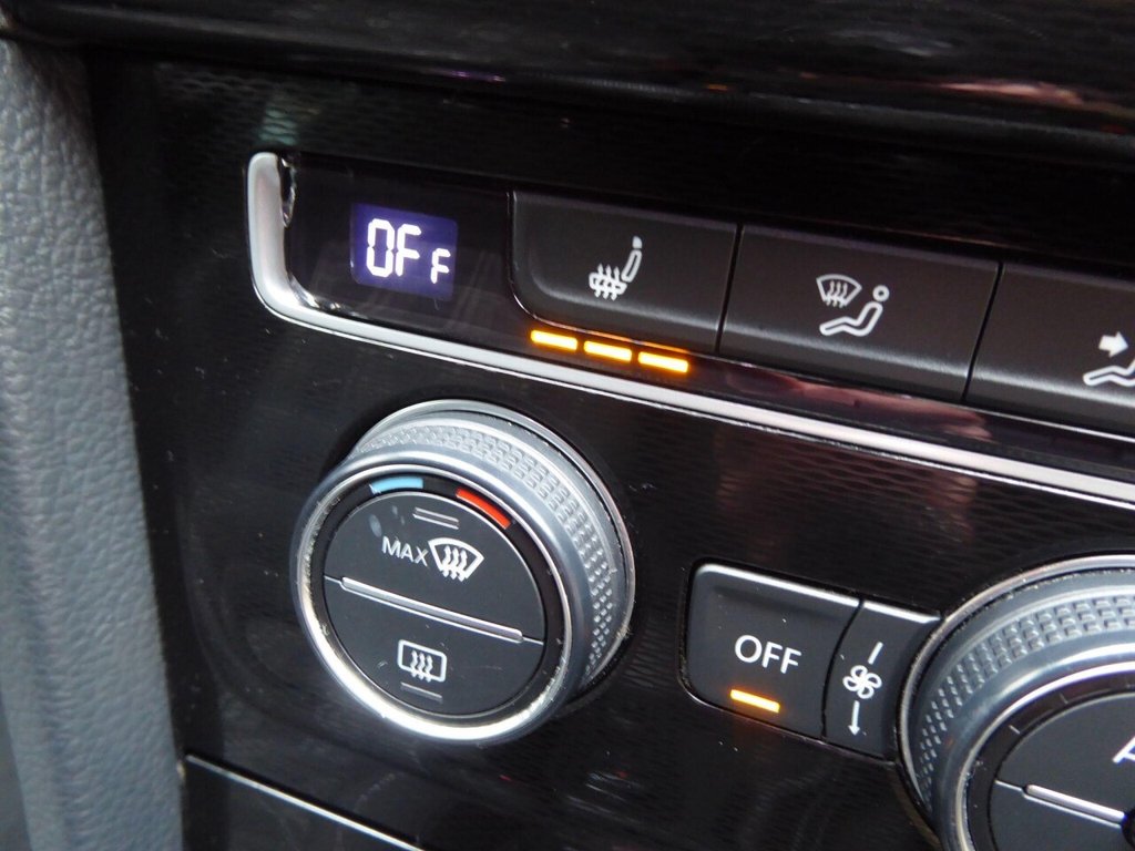 Used Volkswagen Golf 2015 for sale - 76724210: Photo 14