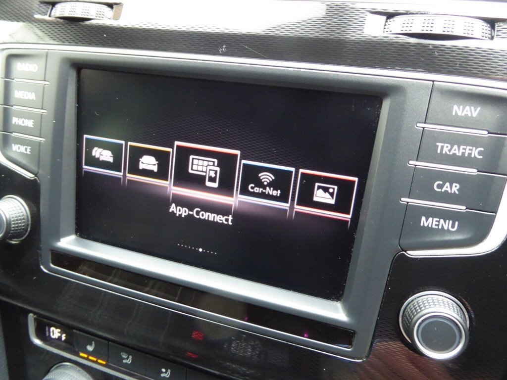 Used Volkswagen Golf 2015 for sale - 76724210: Photo 20