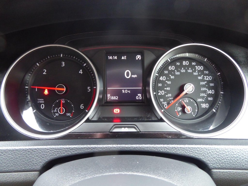 Used Volkswagen Golf 2015 for sale - 76724210: Photo 21