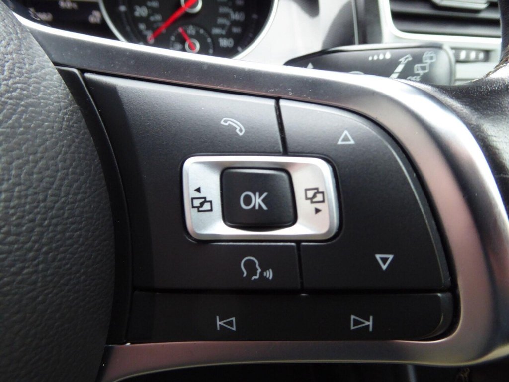 Used Volkswagen Golf 2015 for sale - 76724210: Photo 23