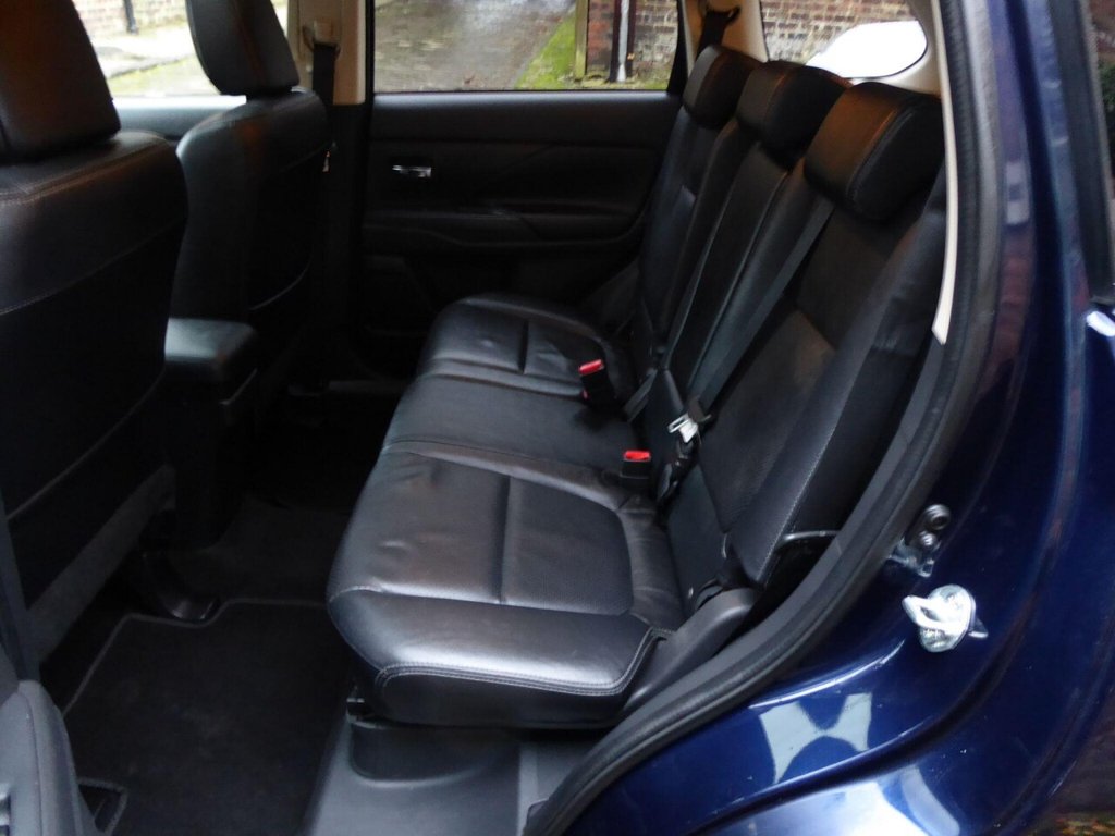 Used Mitsubishi Outlander 2017 for sale - 76724370: Photo 18