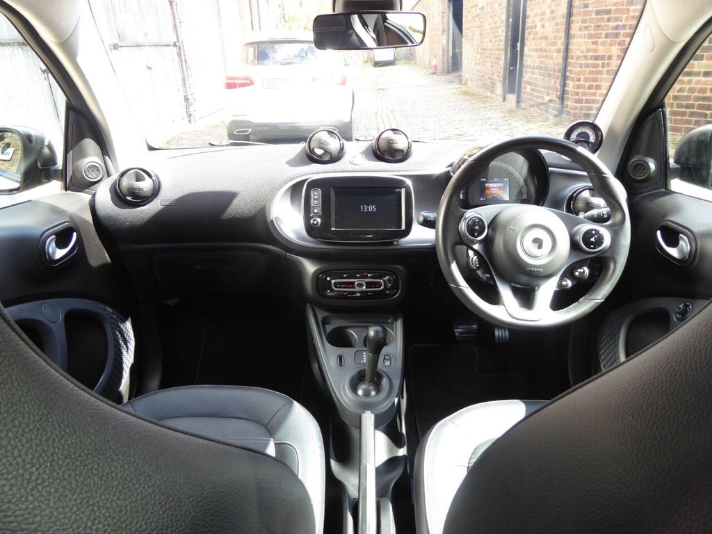 Used smart fortwo 2016 for sale - 76725023: Photo 11
