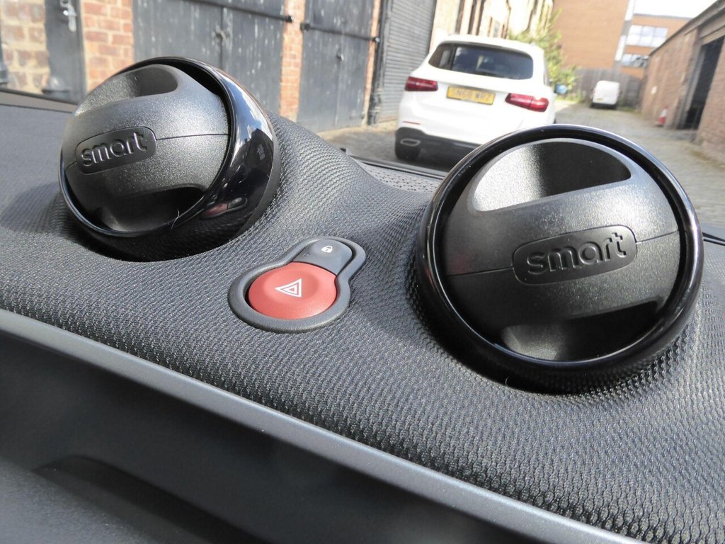 Used smart fortwo 2016 for sale - 76725023: Photo 18