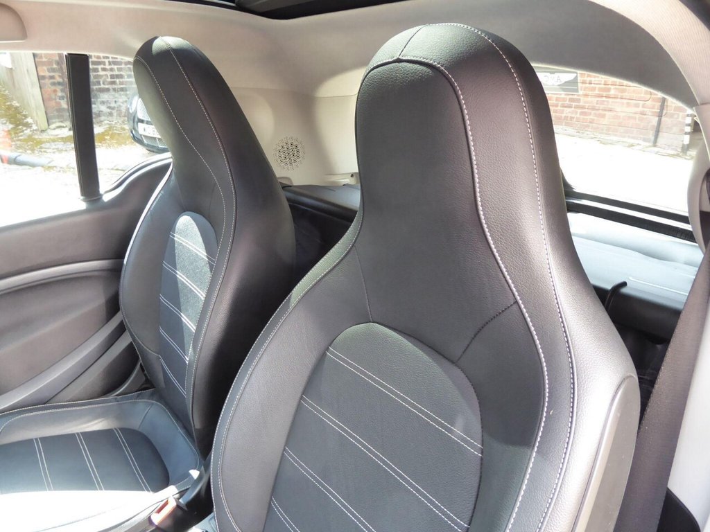 Used smart fortwo 2016 for sale - 76725023: Photo 19