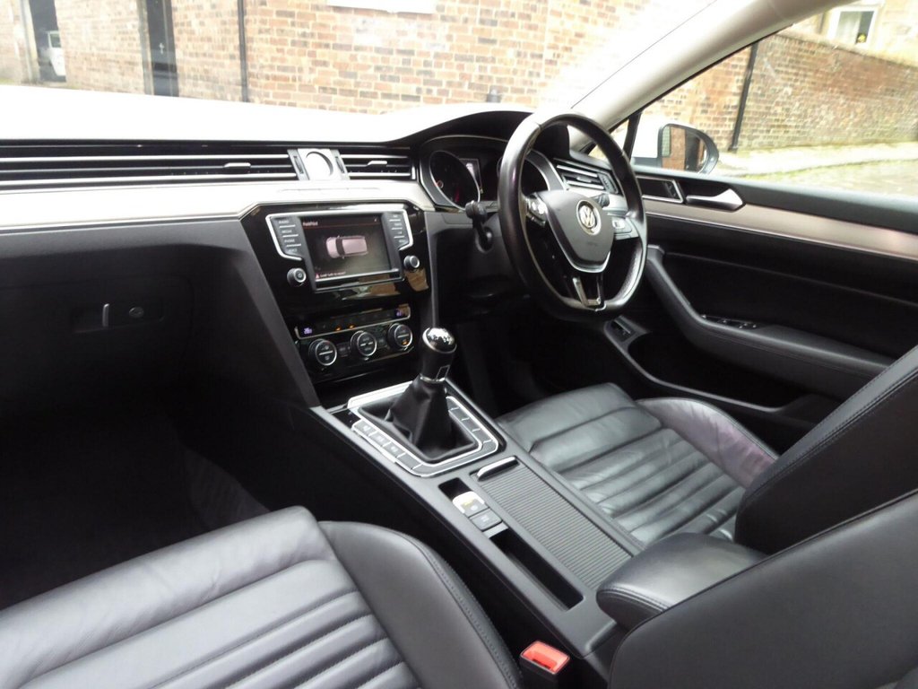 Used Volkswagen Passat 2016 for sale - 76725072: Photo 12