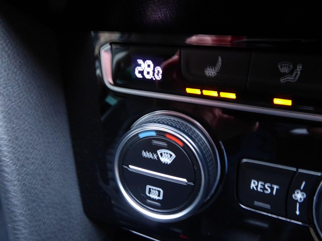 Used Volkswagen Passat 2016 for sale - 76725072: Photo 14