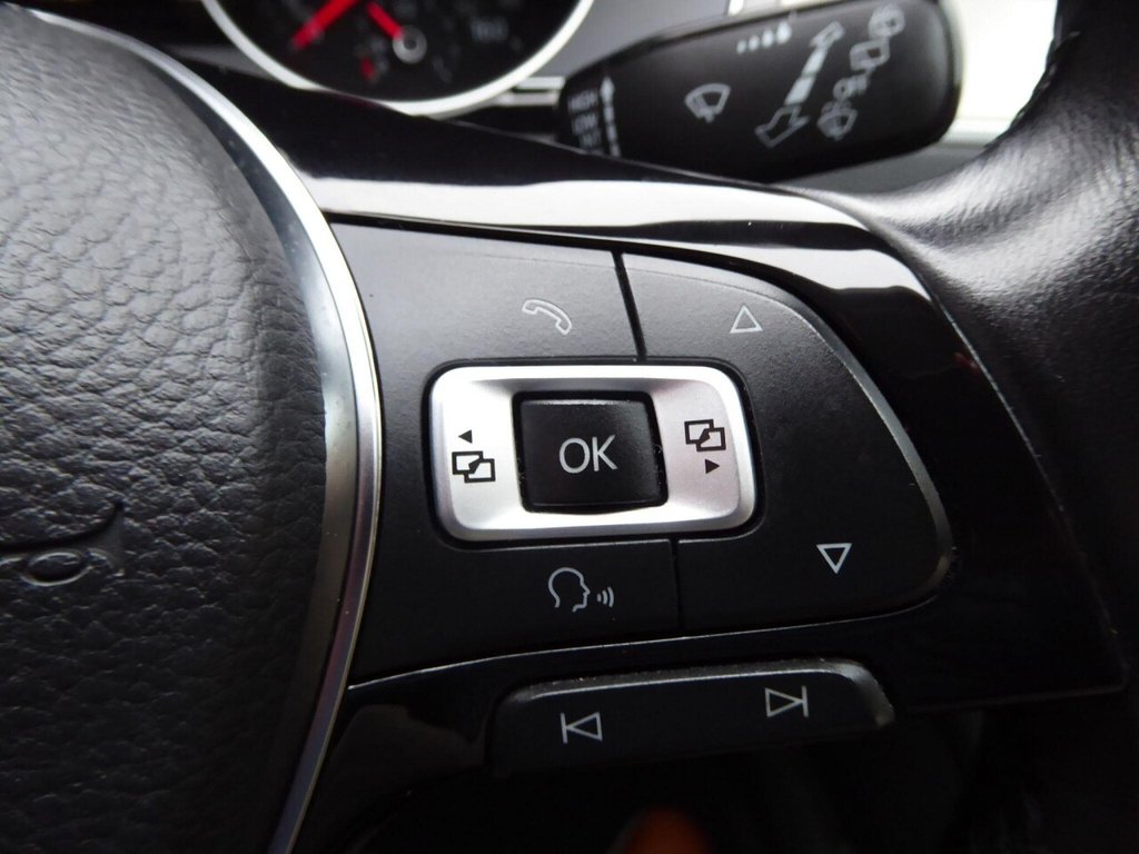 Used Volkswagen Passat 2016 for sale - 76725072: Photo 23