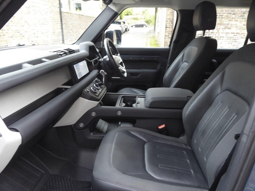 Used Land Rover Defender 110 2020 for sale - 76848386: Photo 14