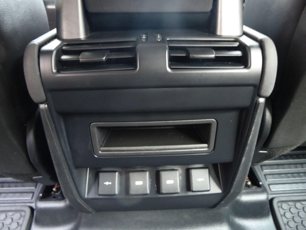 Used Land Rover Defender 110 2020 for sale - 76848386: Photo 28