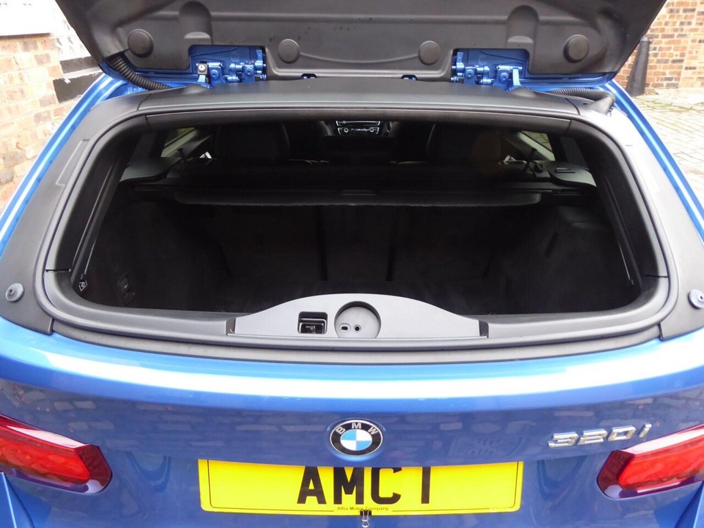 Used BMW 3 Series 2019 for sale - 76725028: Photo 31