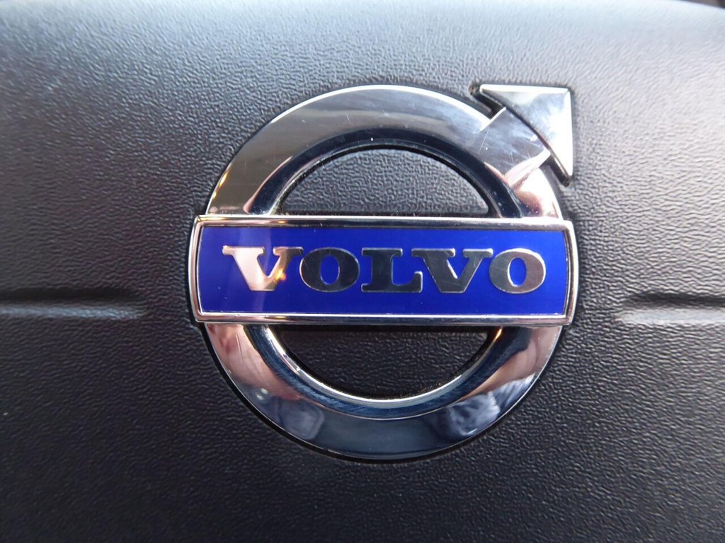 Used Volvo XC60 2015 for sale - 76784146: Photo 22