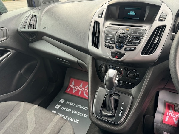 Used Ford Grand Tourneo Connect 2017 for sale - 75157342: Photo 17