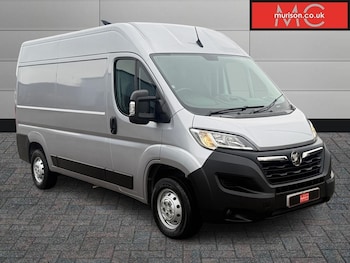 Vauxhall Movano feature image