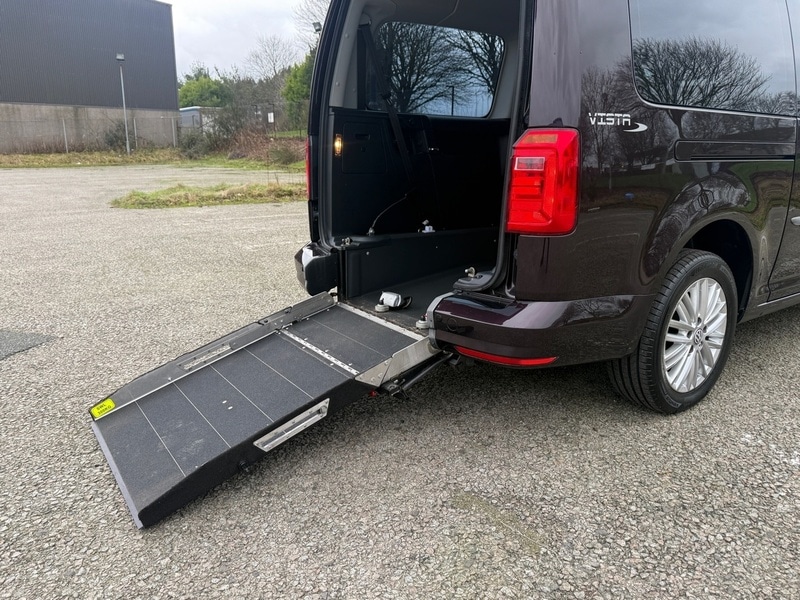 Used Volkswagen Caddy Maxi Life 2018 for sale - 78048840: Photo 2