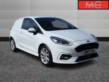Used Ford Fiesta Van 2019 for sale - 74204651: Photo