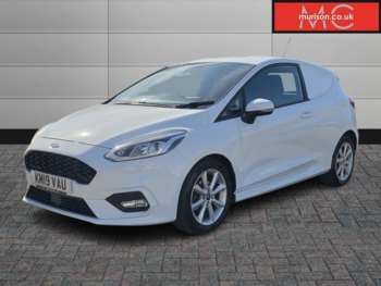 Used Ford Fiesta Van 2019 for sale - 74204651: Photo
