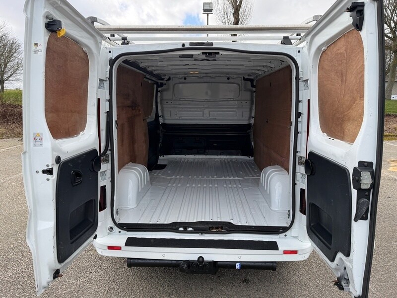 Used Vauxhall Vivaro 2018 for sale - 78048866: Photo 12