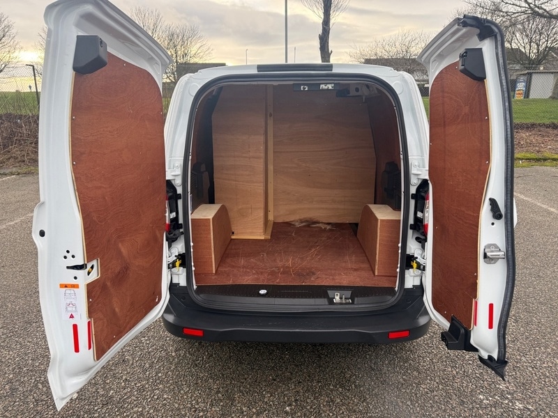 Used Ford Transit Courier 2020 for sale - 77621981: Photo 12