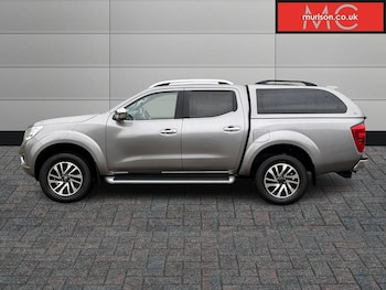 Used Nissan Navara 2017 for sale - 78668492: Photo