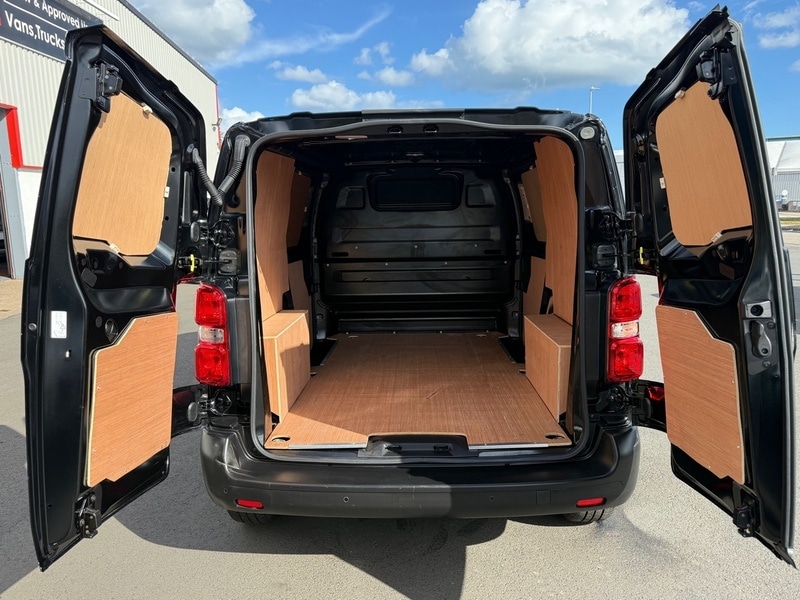 Used Peugeot Expert 2023 for sale - 75728071: Photo 11