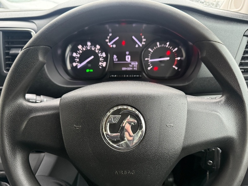 Used Vauxhall Vivaro 2019 for sale - 76643040: Photo 16