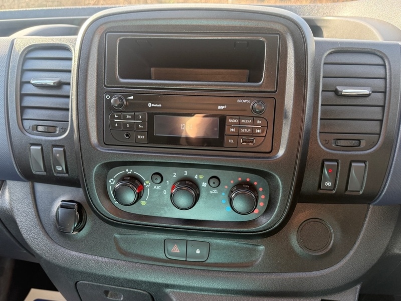 Used Vauxhall Vivaro 2019 for sale - 77640078: Photo 20