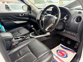 Used Nissan Navara 2017 for sale - 79010086: Photo
