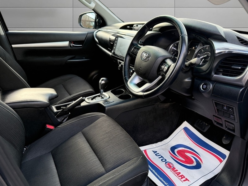 Used Toyota Hilux 2023 for sale - 77168530: Photo 10