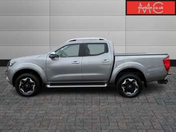Used Nissan Navara 2020 for sale - 74912653: Photo