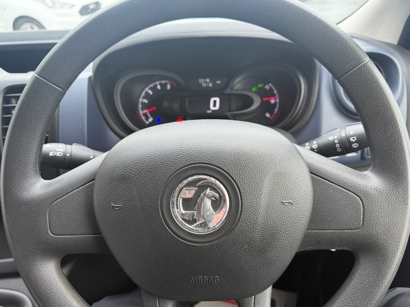 Used Vauxhall Vivaro 2017 for sale - 76570669: Photo 18