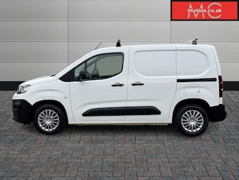 Used Citroen Berlingo 2020 for sale - 78632610: Photo