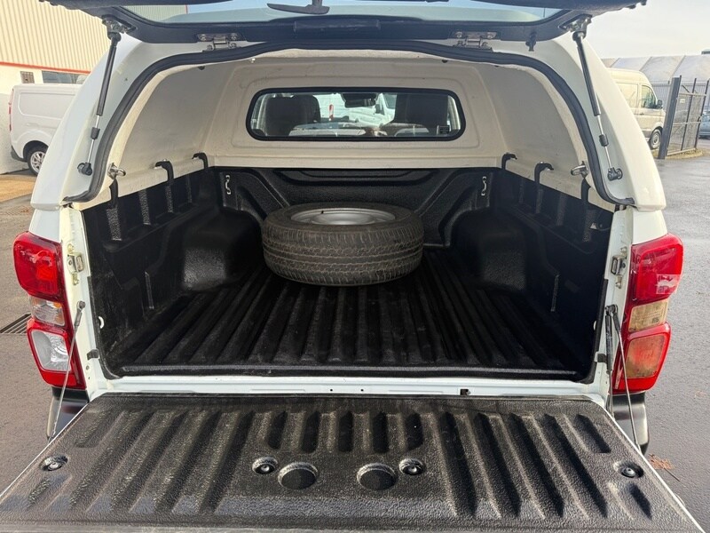 Used Isuzu D-Max 2021 for sale - 76206675: Photo 11