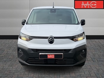Used Citroen Berlingo 2024 for sale - 76206659: Photo