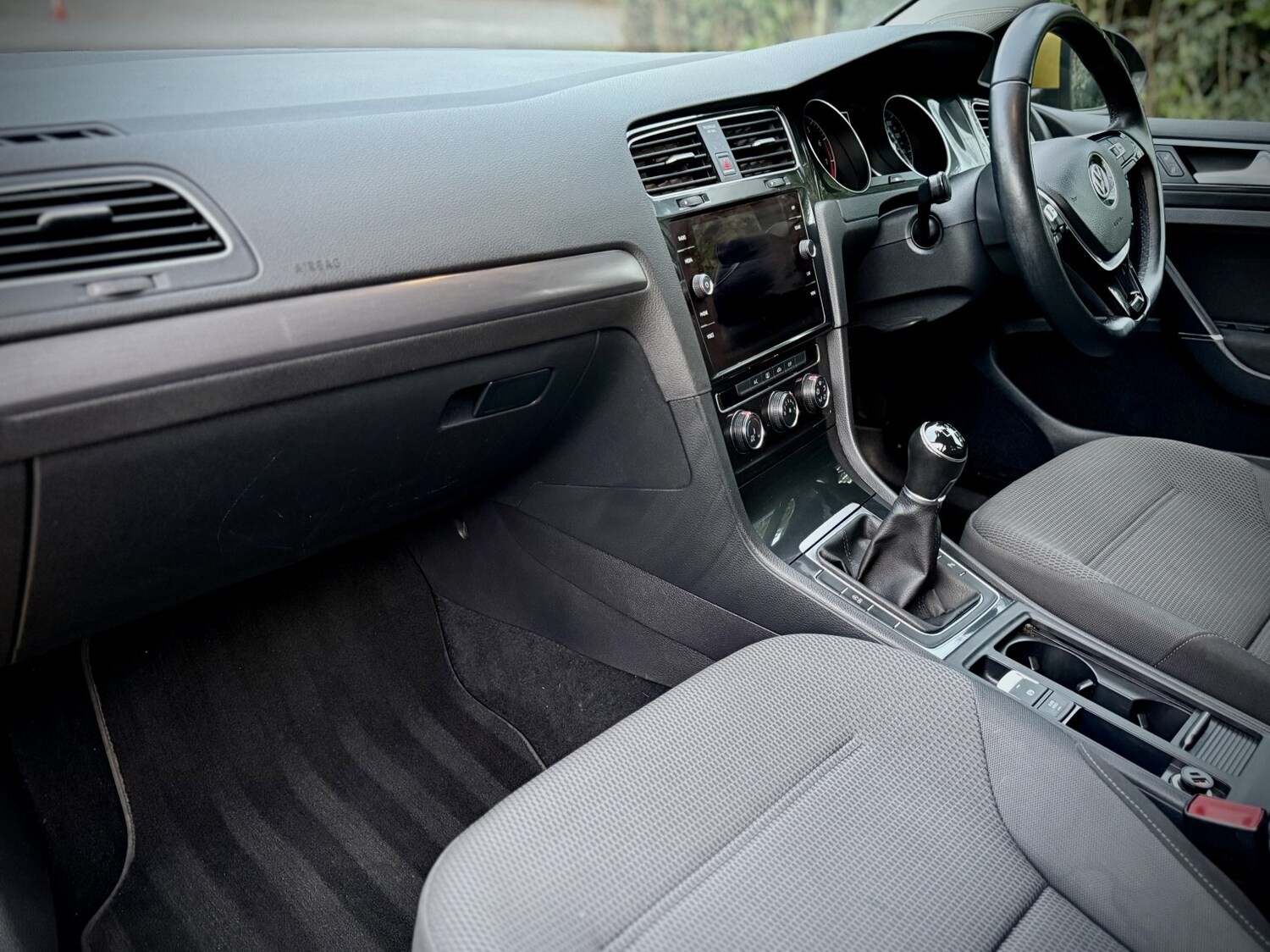 Used Volkswagen Golf 2017 for sale - 77997247: Photo 16