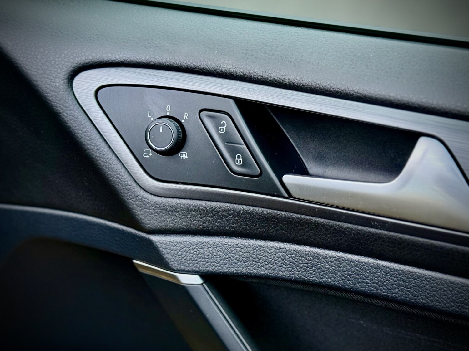 Used Volkswagen Golf 2017 for sale - 77997247: Photo 26