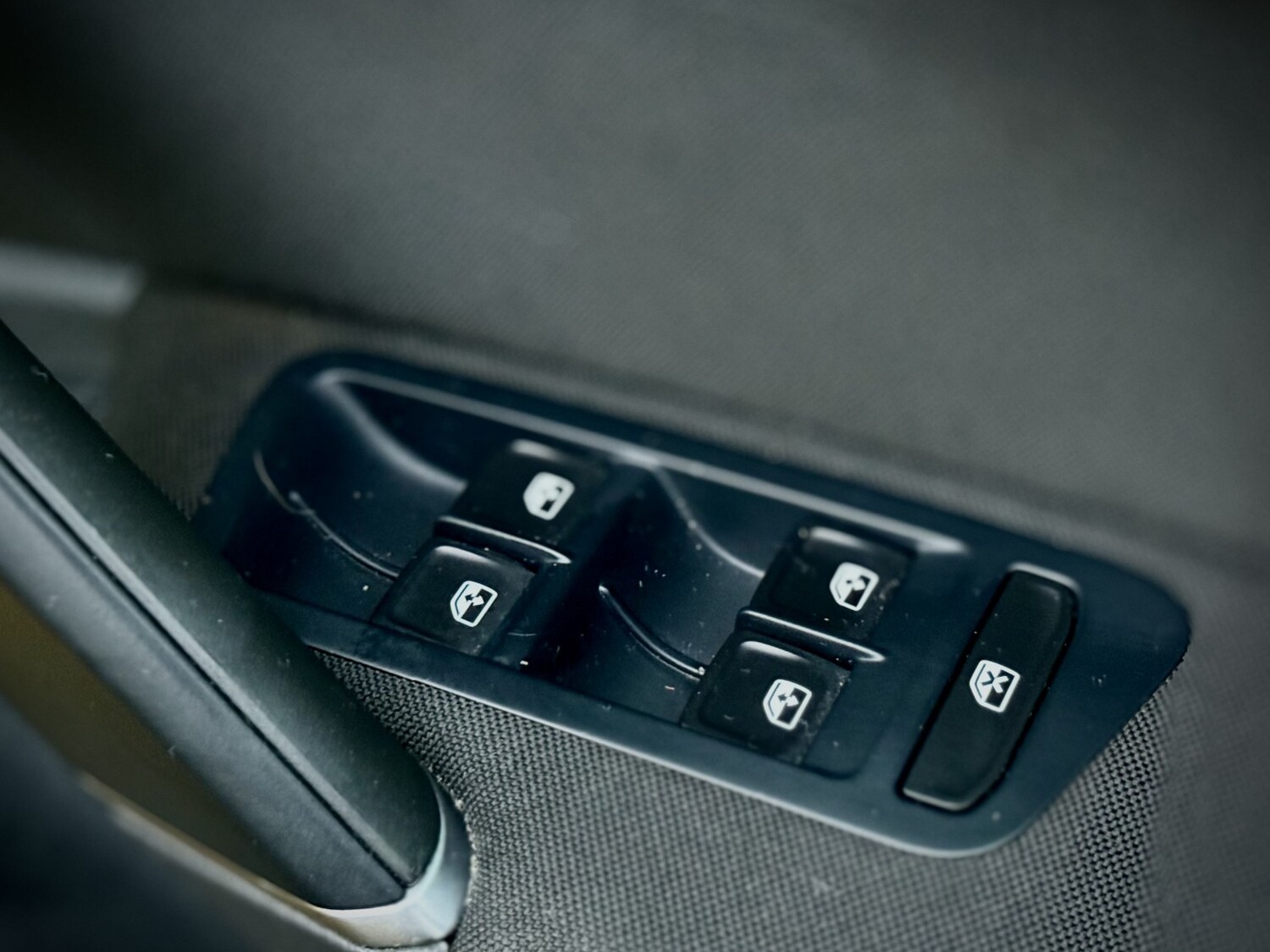 Used Volkswagen Golf 2017 for sale - 77997247: Photo 27