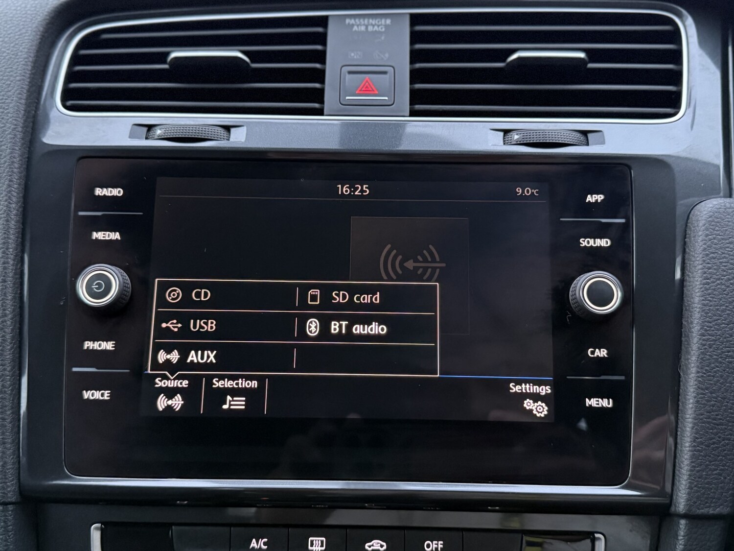 Used Volkswagen Golf 2017 for sale - 77997247: Photo 34