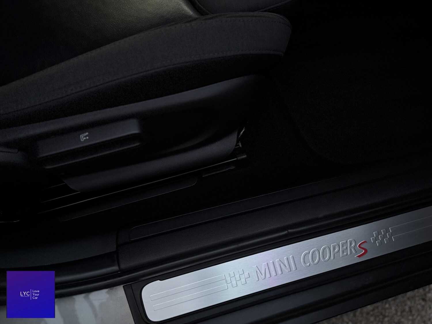 Used MINI Clubman 2017 for sale - 77997295: Photo 42