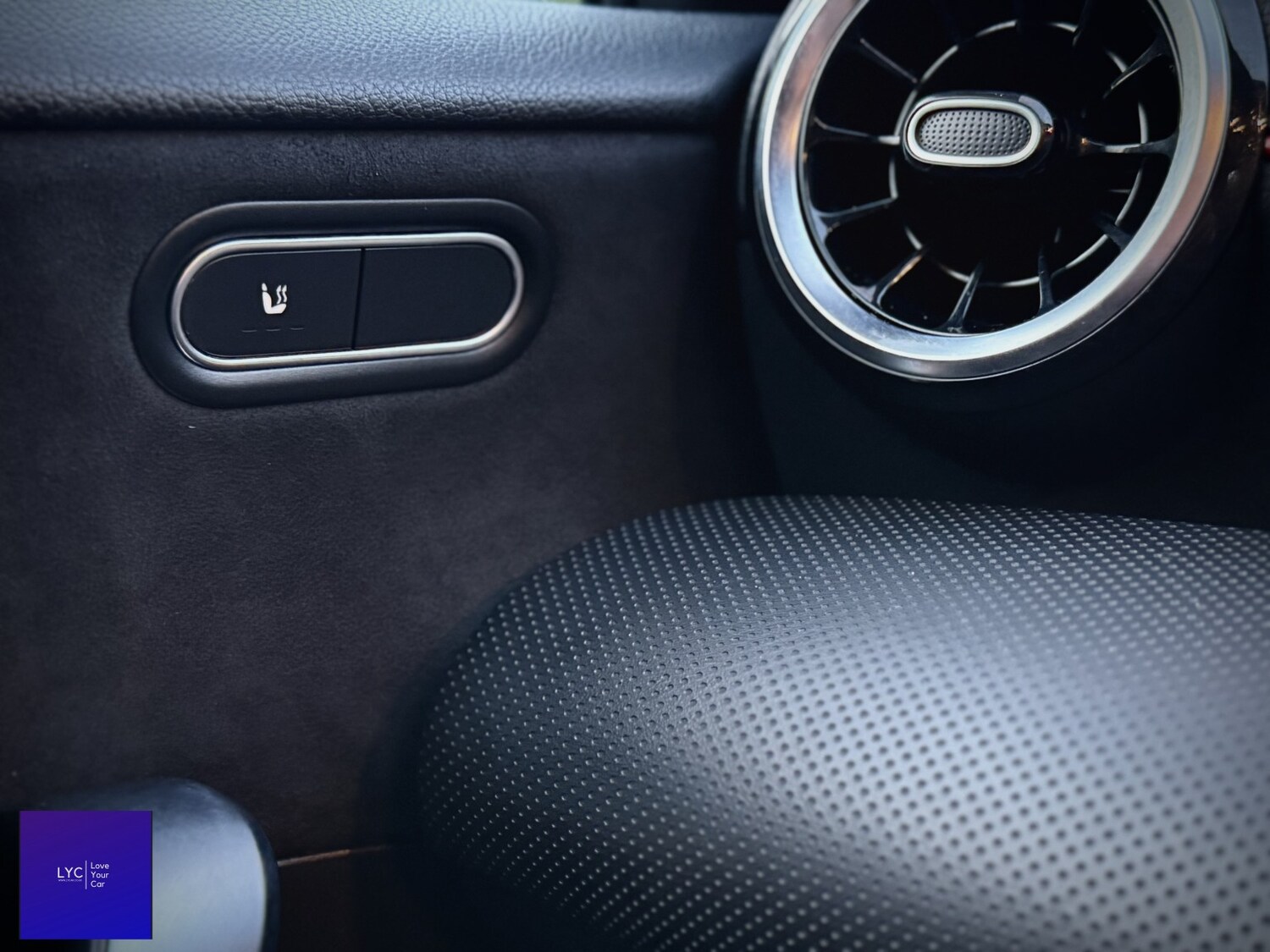 Used Mercedes-Benz A-Class 2020 for sale - 77997222: Photo 32