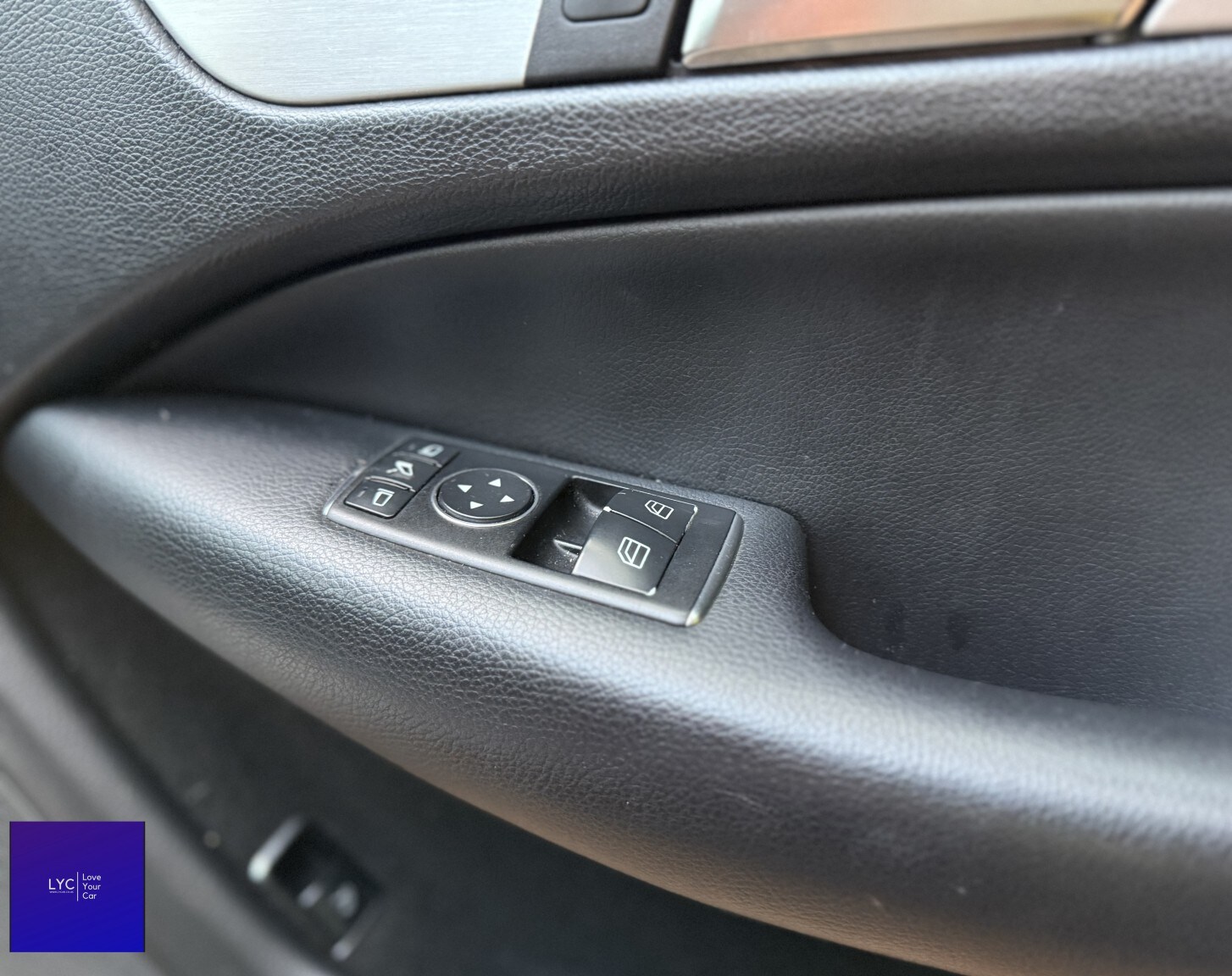 Used Mercedes-Benz C Class 2013 for sale - 77997282: Photo 17